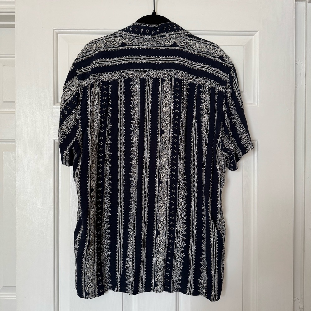 Original Use Patterned Button Down - Picture 5 of 6